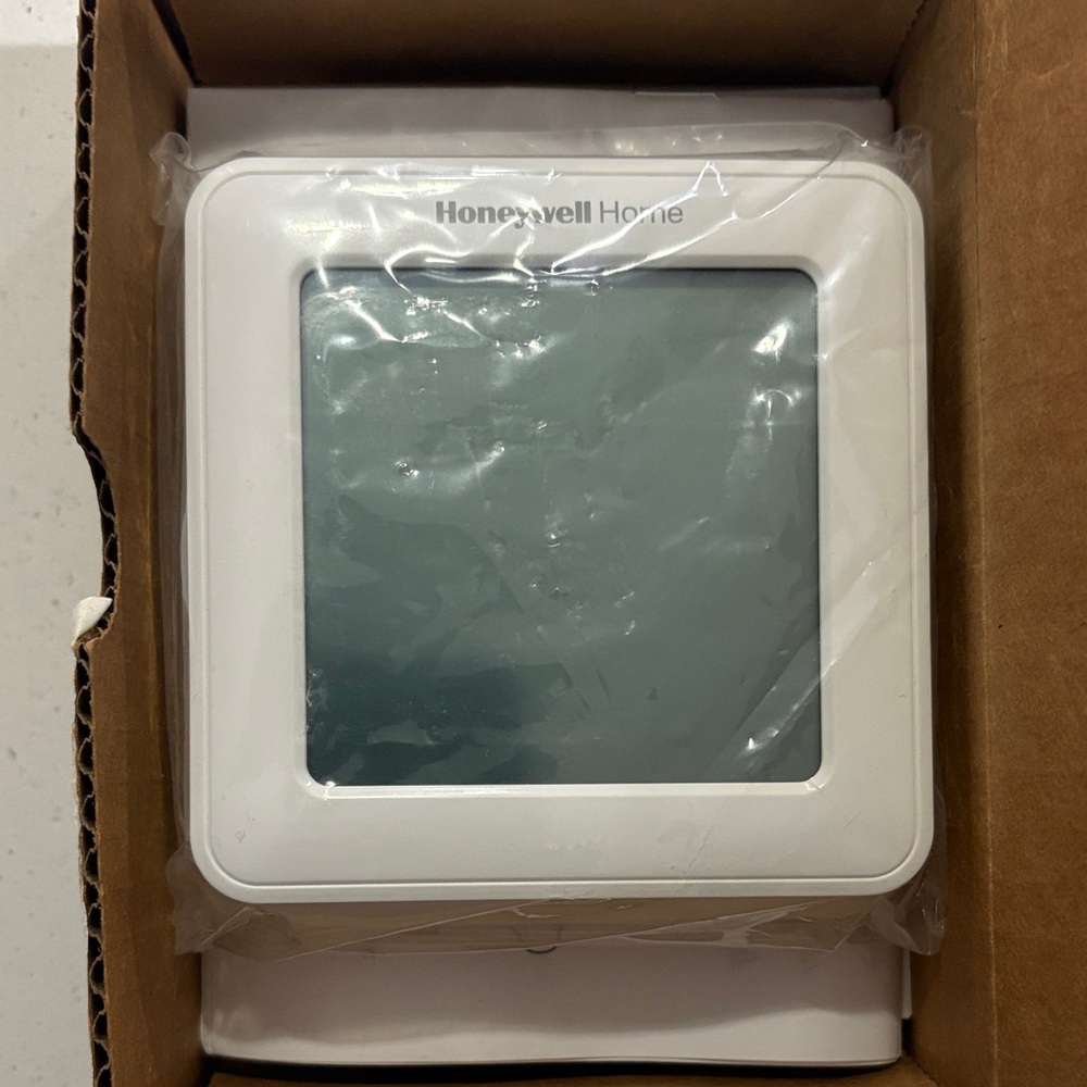 Honeywell Home White Thermostat